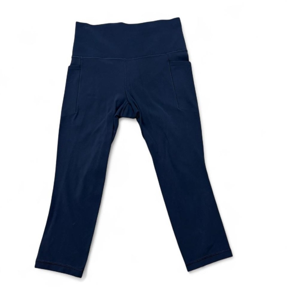 Athleta Capri Leggings Salutation Stash Pocket II Navy Size S Yoga workout